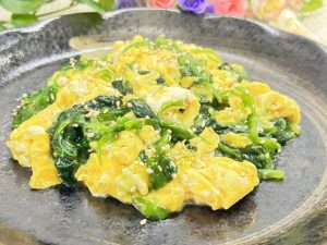 ほうれん草と卵の中華炒め